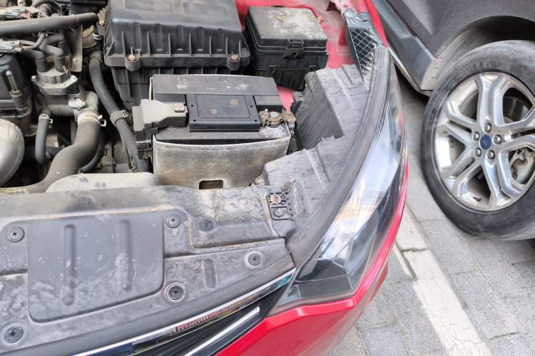 Used CHANGAN Eado 2013 1.6L Automatic Junku Model China IV Standard Engine Bay Left