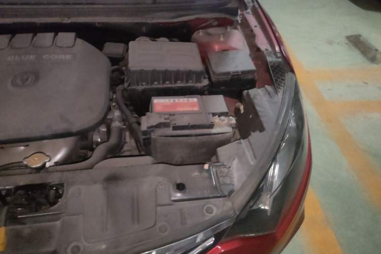 Used CHANGAN Eado 2013 1.6L Automatic Junku Model China IV Standard Engine Bay Left