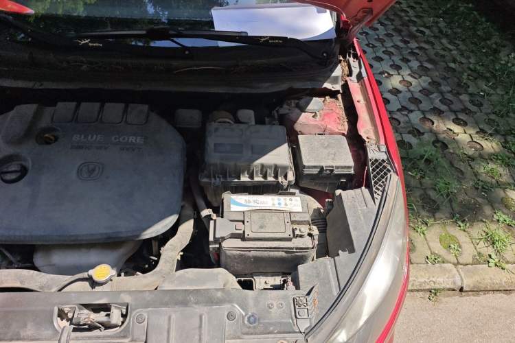 Used CHANGAN Eado 2013 1.6L Automatic ZhiKu Model China V Standard Engine Bay Left