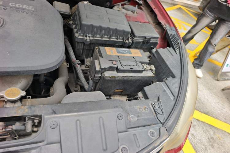 Used CHANGAN Eado  Engine Bay Left