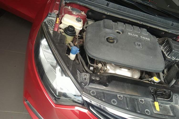 Used CHANGAN Eado 2013 1.6L Automatic ZhiKu Model China IV Standard Engine Bay Right