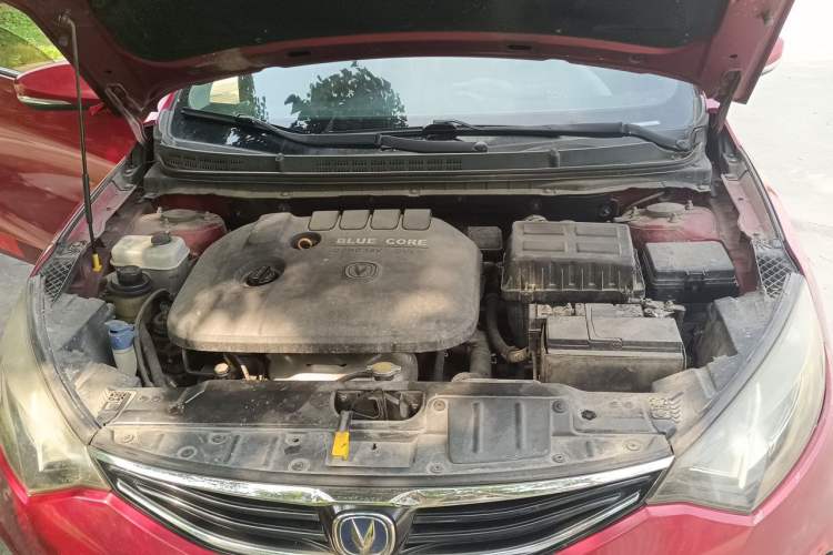 Used CHANGAN Eado 2013 1.6L Manual ZhiKu Model China IV Standard Engine Bay