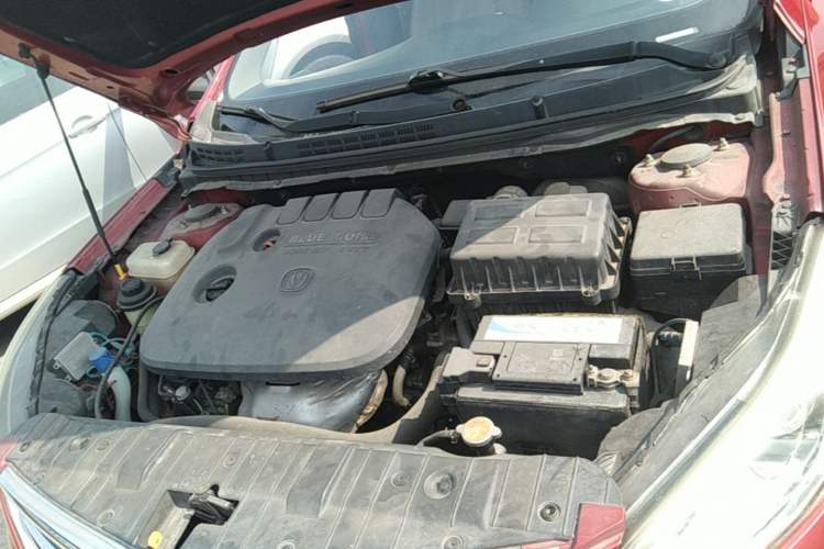 Used CHANGAN Eado 2013 1.6L Manual Luxury Model China V Standard Engine Bay