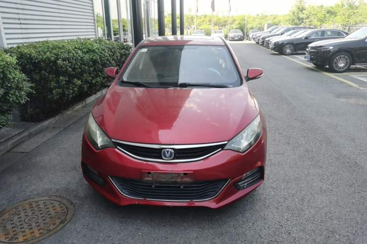Used CHANGAN Eado 2013 1.6L Automatic Junku Model China IV Standard Front