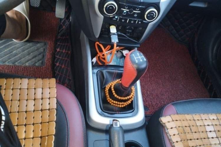 Used CHANGAN Eado 2013 1.6L Manual Junku Model China V Standard Gear Lever