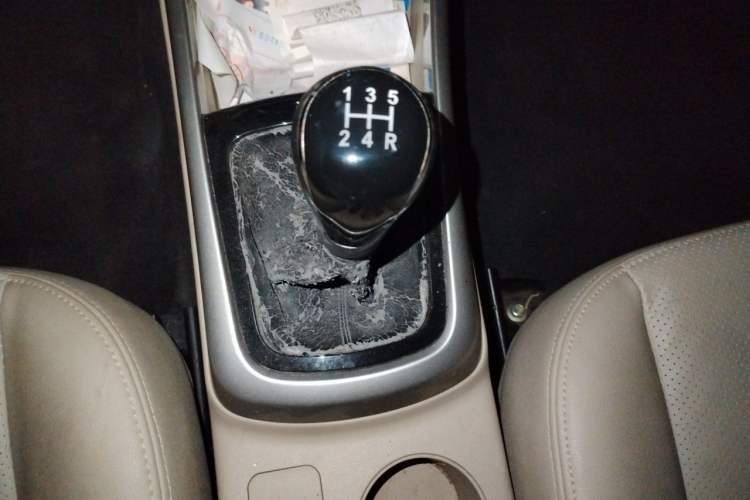 Used CHANGAN Eado 2013 1.6L Manual Elite Model China IV Standard Gear Lever