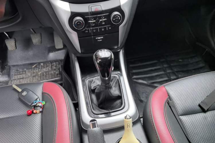 Used CHANGAN Eado 2013 1.6L Manual Junkuo Model China IV Standard Gear Lever