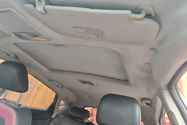 Used CHANGAN Eado 2013 1.6L Automatic Junku Model China IV Standard Headliner