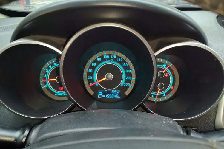 Used CHANGAN Eado 2013 1.6L Automatic Luxury Model China V Standard Instrument Cluster