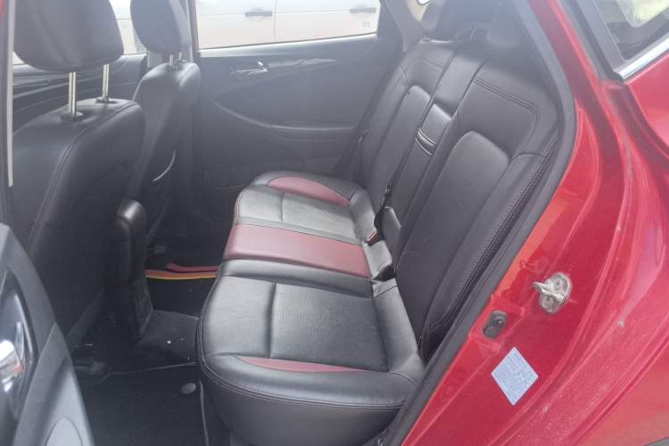 Used CHANGAN Eado 2013 1.6L Manual Junkuo Model China IV Standard Interior 1