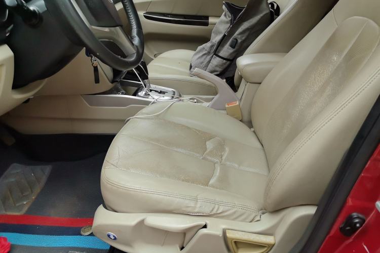 Used CHANGAN Eado 2013 1.6L Automatic Luxury Model China V Standard Left Front Seat