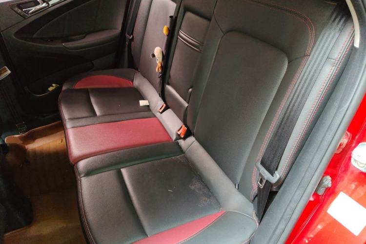 Used CHANGAN Eado 2013 1.6L Automatic ZhiKu Model China IV Standard Left Rear Seat