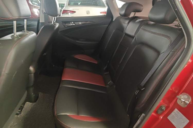 Used CHANGAN Eado 2013 1.6L Automatic Junku Model China IV Standard Left Rear Seat
