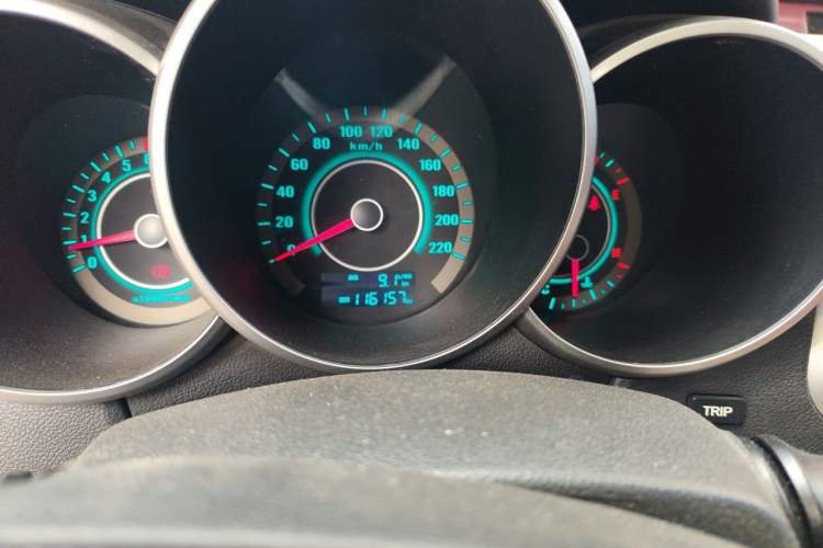 Used CHANGAN Eado 2013 1.6L Manual Junku Model China V Standard Odometer Close Up