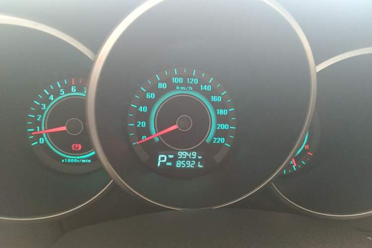 Used CHANGAN Eado 2013 1.6L Automatic ZhiKu Model China IV Standard Odometer Close Up