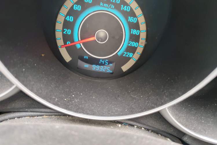 Used CHANGAN Eado 2013 1.6L Manual Junkuo Model China IV Standard Odometer Close Up