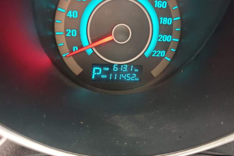 Used CHANGAN Eado 2013 1.6L Automatic ZhiKu Model China V Standard Odometer Close Up