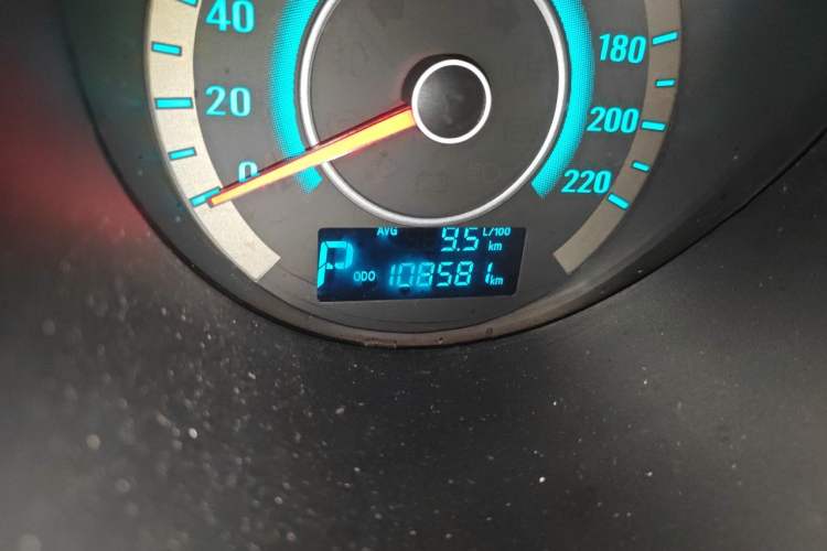 Used CHANGAN Eado 2013 1.6L Automatic Junku Model China IV Standard Odometer Close Up