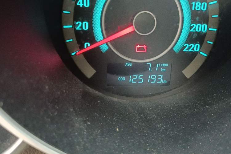 Used CHANGAN Eado 2013 1.6L Manual ZhiKu Model China IV Standard Odometer Close Up