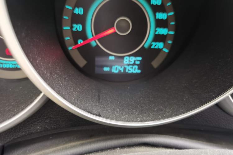 Used CHANGAN Eado 2013 1.6L Manual ZhiKu Model China IV Standard Odometer Close Up