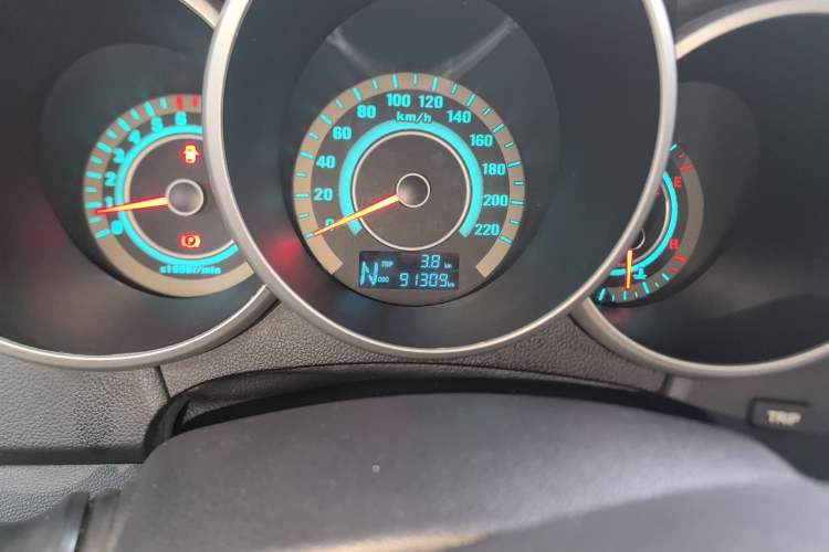 Used CHANGAN Eado 2013 1.6L Automatic Junku Model China IV Standard Odometer Close Up