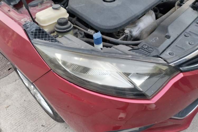 Used CHANGAN Eado 2013 1.6L Manual Junku Model China V Standard Right Front Headlight