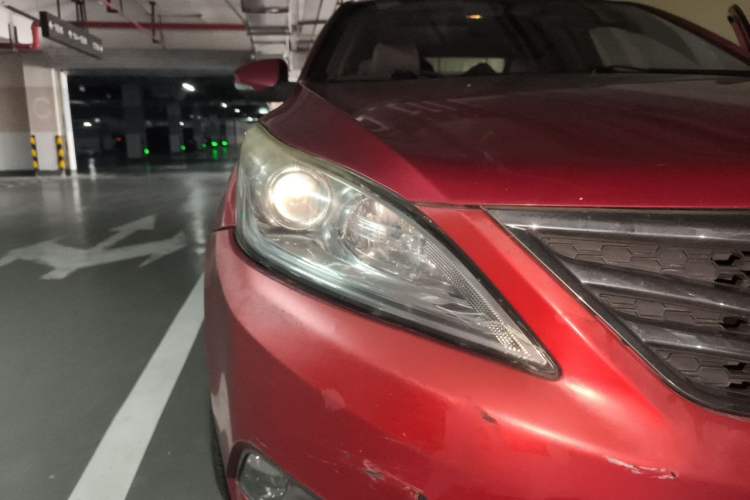 Used CHANGAN Eado 2013 1.6L Manual Luxury Model China V Standard Right Front Headlight