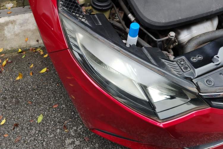 Used CHANGAN Eado 2013 1.6L Automatic ZhiKu Model China IV Standard Right Front Headlight