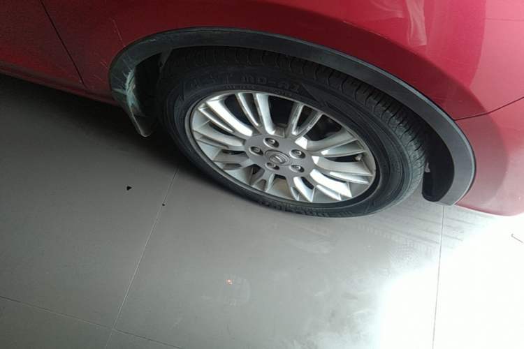 Used CHANGAN Eado 2013 1.6L Automatic ZhiKu Model China IV Standard Right Front Wheel Hub
