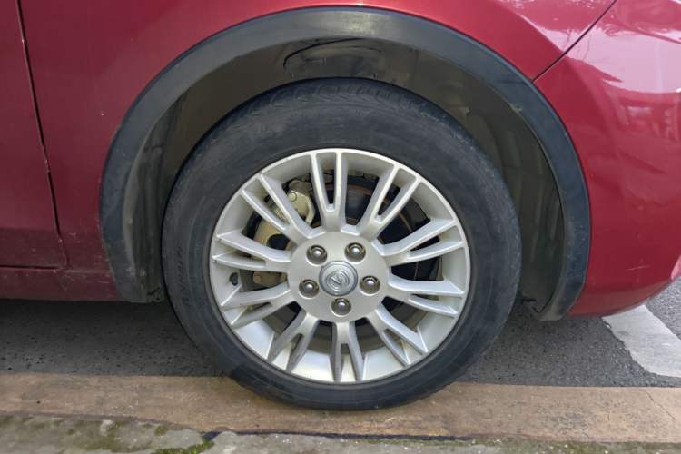 Used CHANGAN Eado 2013 1.6L Manual Junkuo Model China IV Standard Right Front Wheel Hub