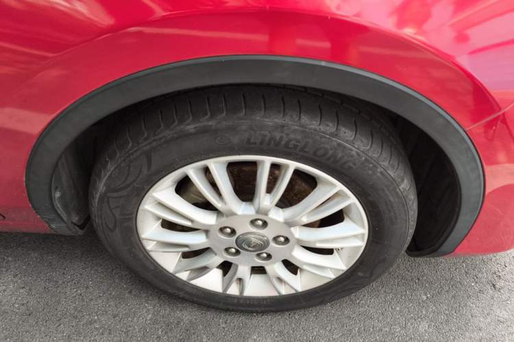 Used CHANGAN Eado 2013 1.6L Manual Junkuo Model China IV Standard Right Front Wheel Hub