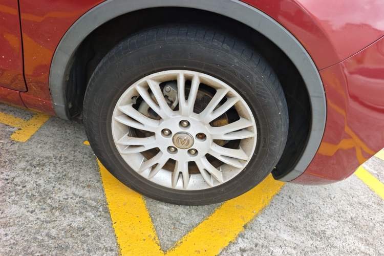 Used CHANGAN Eado  Right Front Wheel Hub