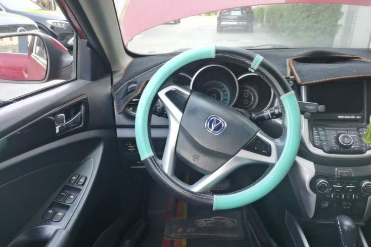 Used CHANGAN Eado 2013 1.6L Automatic Junku Model China IV Standard Steering Wheel