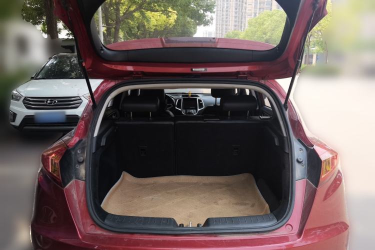 Used CHANGAN Eado 2013 1.6L Manual ZhiKu Model China IV Standard Trunk