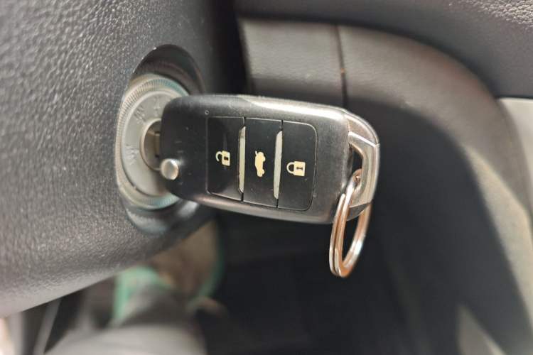 Used CHANGAN Eado 2013 1.6L Automatic ZhiKu Model China V Standard Vehicle Key