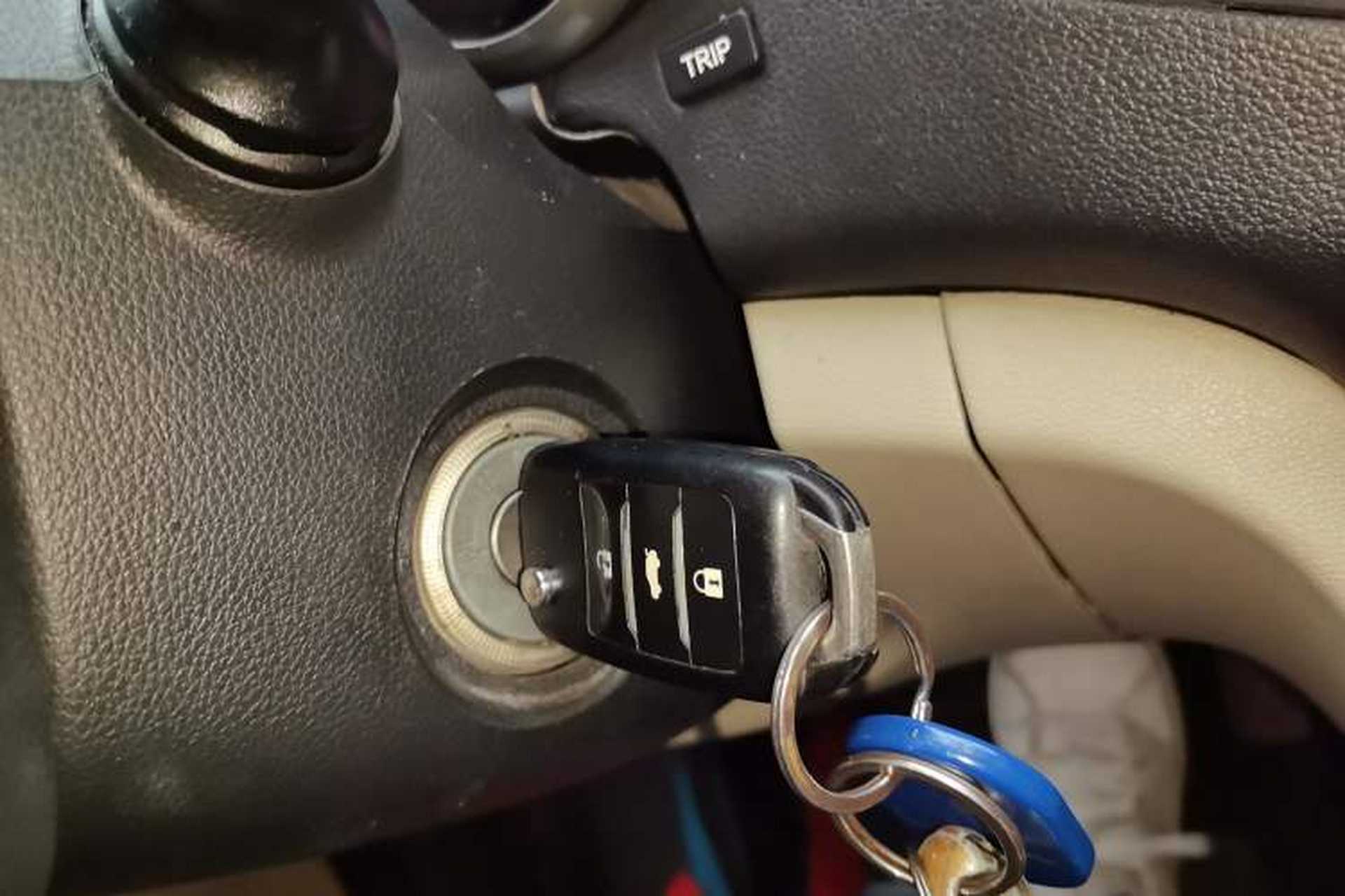 Used CHANGAN Eado 2013 1.6L Automatic Luxury Model China V Standard Vehicle Key