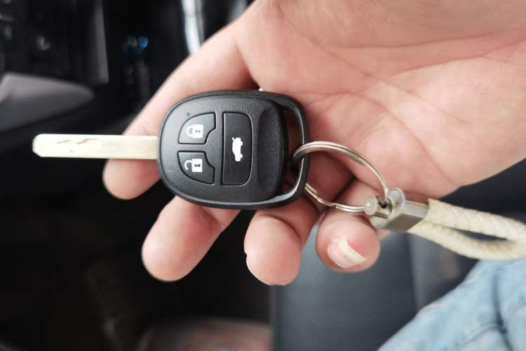 Used CHANGAN Eado 2013 1.6L Manual ZhiKu Model China IV Standard Vehicle Key