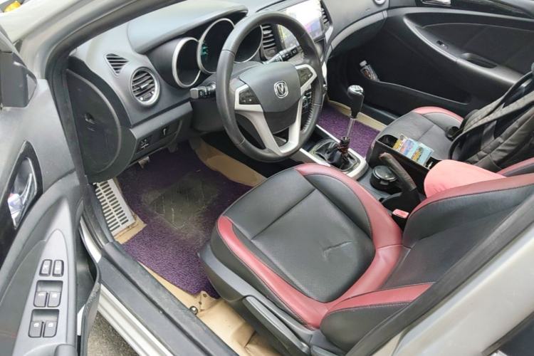 Used CHANGAN Eado 2013 1.6L Manual Junkuo Model China IV Standard Driver Seat
