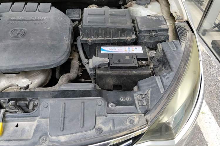 Used CHANGAN Eado 2013 1.6L Manual Junkuo Model China IV Standard Engine Bay Left