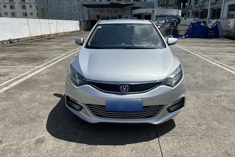 Used CHANGAN Eado 2013 1.6L Manual ZhiKu Model China IV Standard Exterior 1