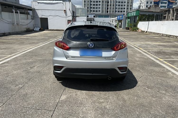 Used CHANGAN Eado 2013 1.6L Manual ZhiKu Model China IV Standard Exterior 4
