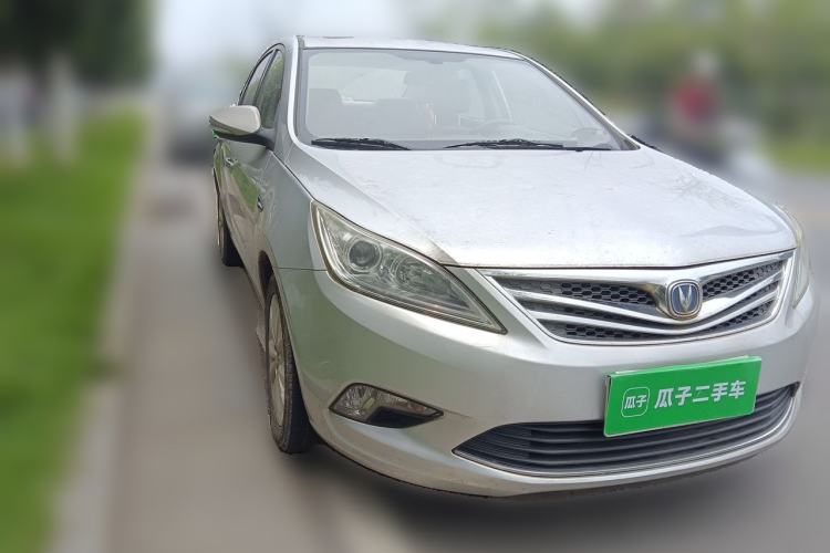 Used CHANGAN Eado 2013 1.6L Manual Luxury Model China V Standard Front Right 45 Deg