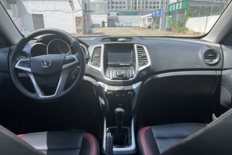 Used CHANGAN Eado 2013 1.6L Manual ZhiKu Model China IV Standard Interior 1