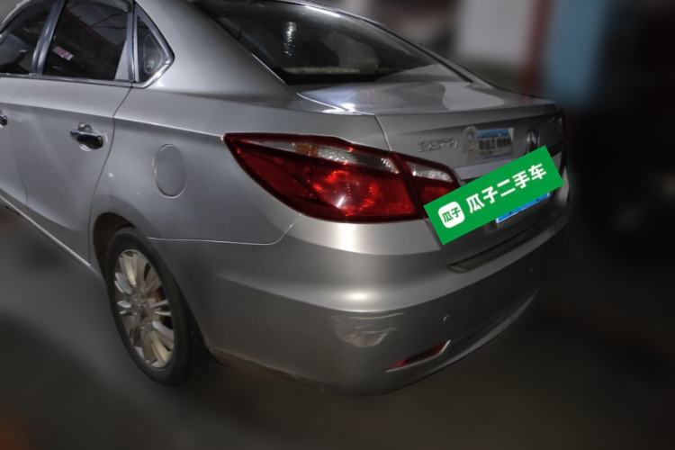 Used CHANGAN Eado 2013 1.6L Manual Elite Model China IV Standard Rear Left 45 Deg