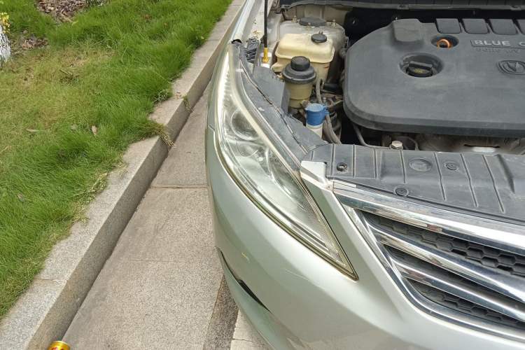 Used CHANGAN Eado 2013 1.6L Manual Luxury Model China V Standard Right Front Headlight