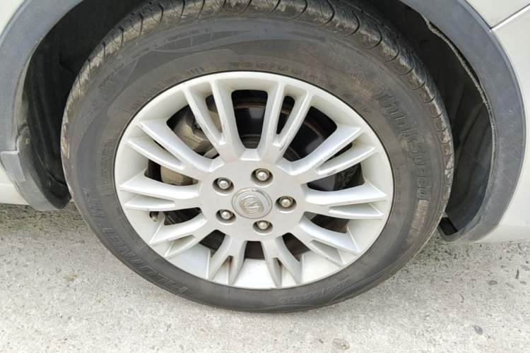 Used CHANGAN Eado 2013 1.6L Manual Junkuo Model China IV Standard Right Front Wheel Hub