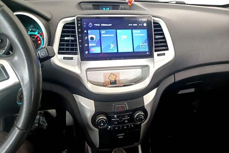 Used CHANGAN Eado 2013 1.6L Automatic Junku Model China IV Standard Audio And AC Panel