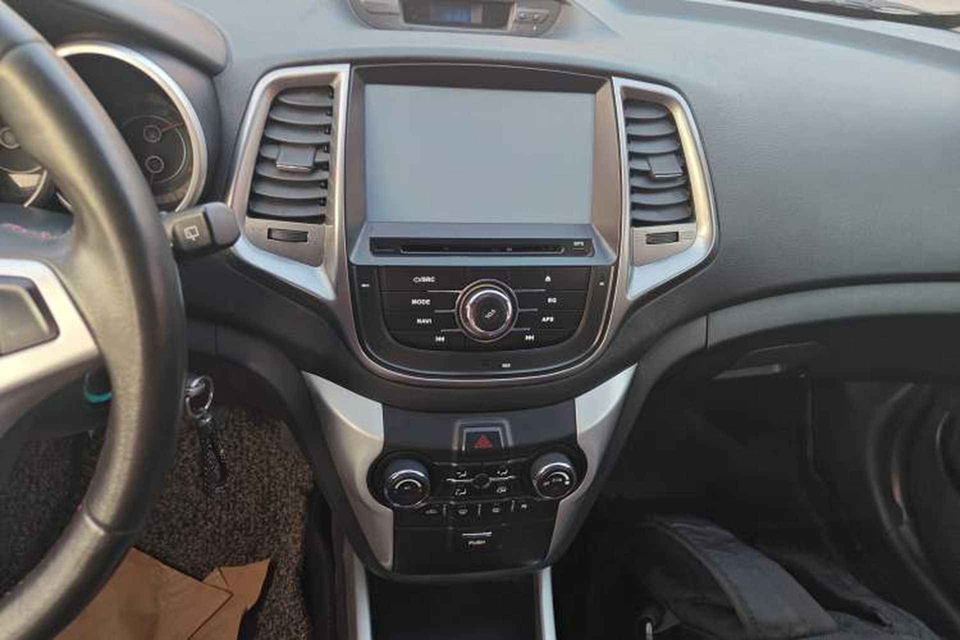 Used CHANGAN Eado 2013 1.6L Manual Junkuo Model China IV Standard Audio And AC Panel
