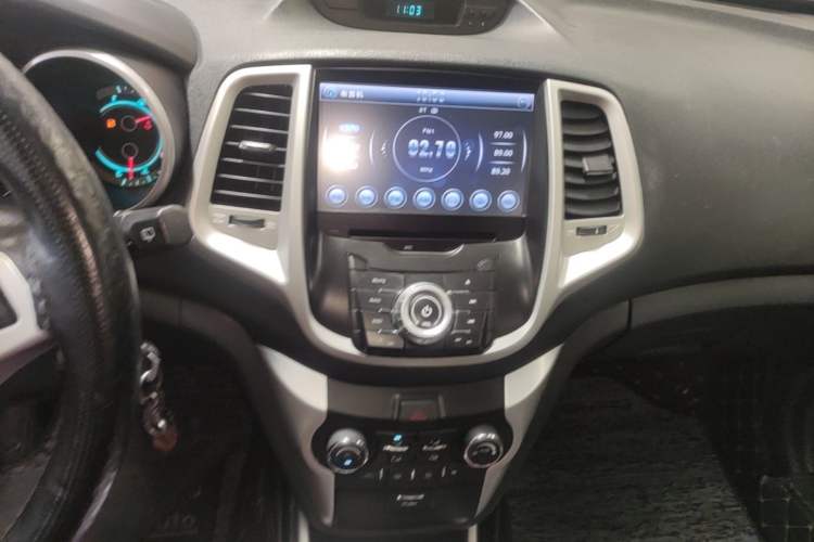 Used CHANGAN Eado 2013 1.6L Automatic Junku Model China IV Standard Audio And AC Panel