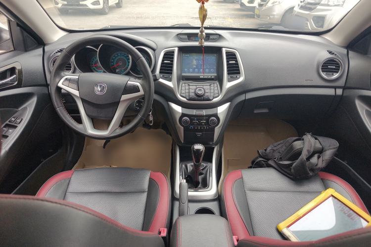 Used CHANGAN Eado 2013 1.6L Manual Junkuo Model China IV Standard Center Console